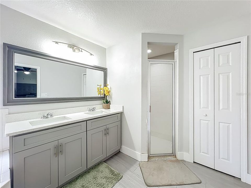 For Sale: $328,000 (3 beds, 2 baths, 1842 Square Feet)