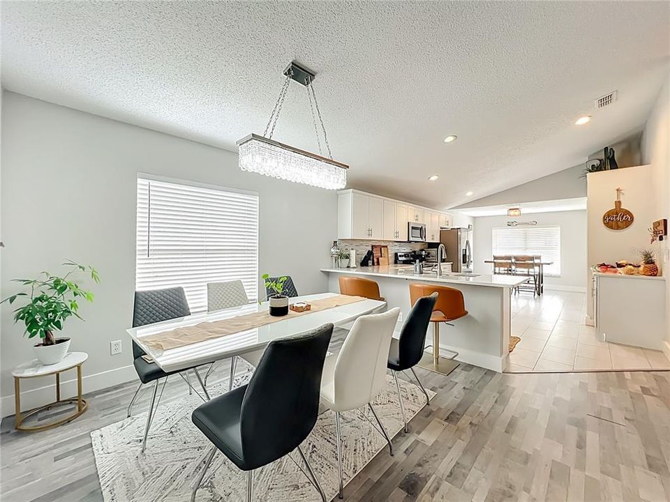 For Sale: $328,000 (3 beds, 2 baths, 1842 Square Feet)