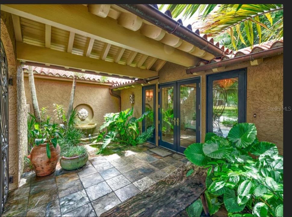 待售: $1,795,000 (4 贝兹, 3 浴室, 2698 平方英尺)