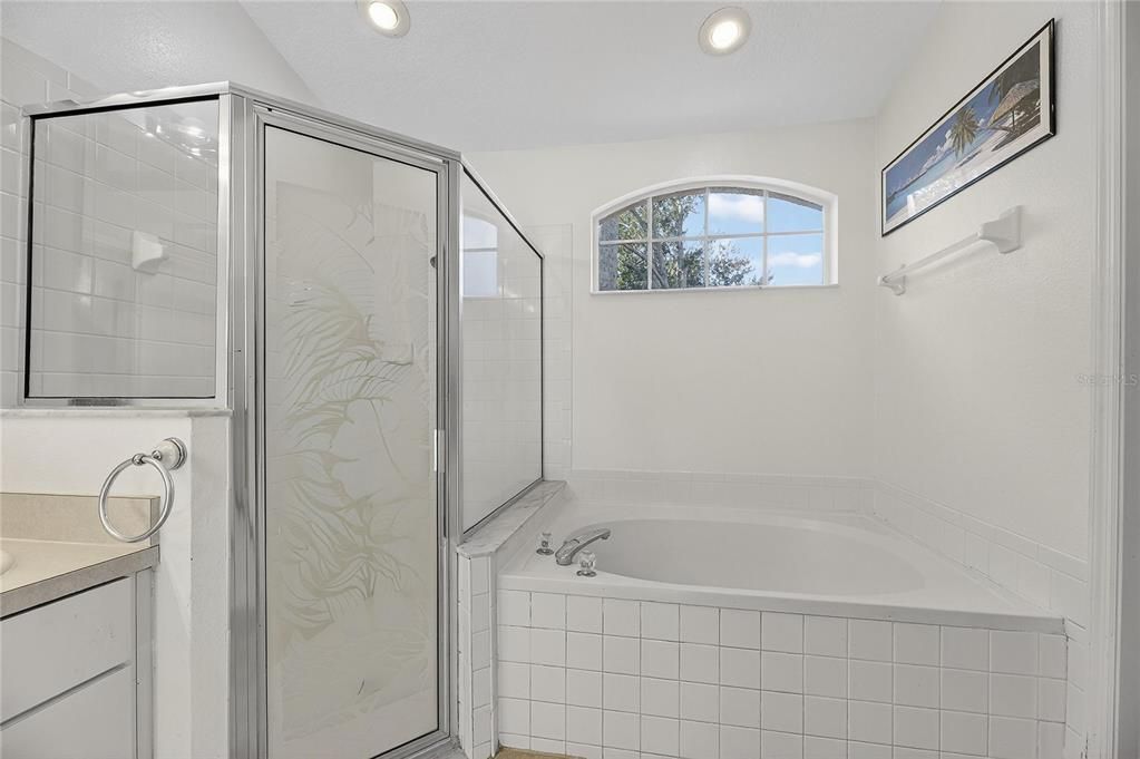 En Venta: $524,999 (4 camas, 2 baños, 1973 Pies cuadrados)