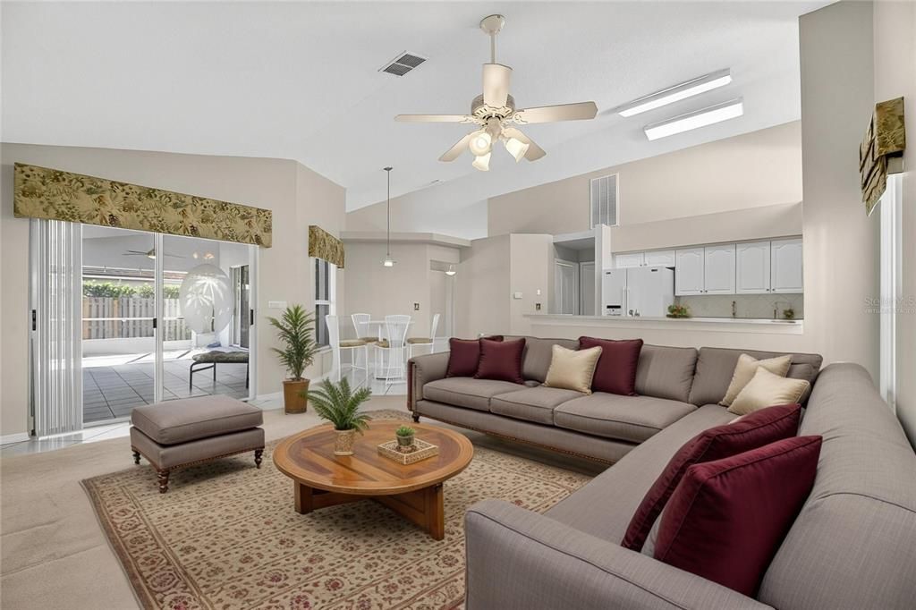 En Venta: $524,999 (4 camas, 2 baños, 1973 Pies cuadrados)