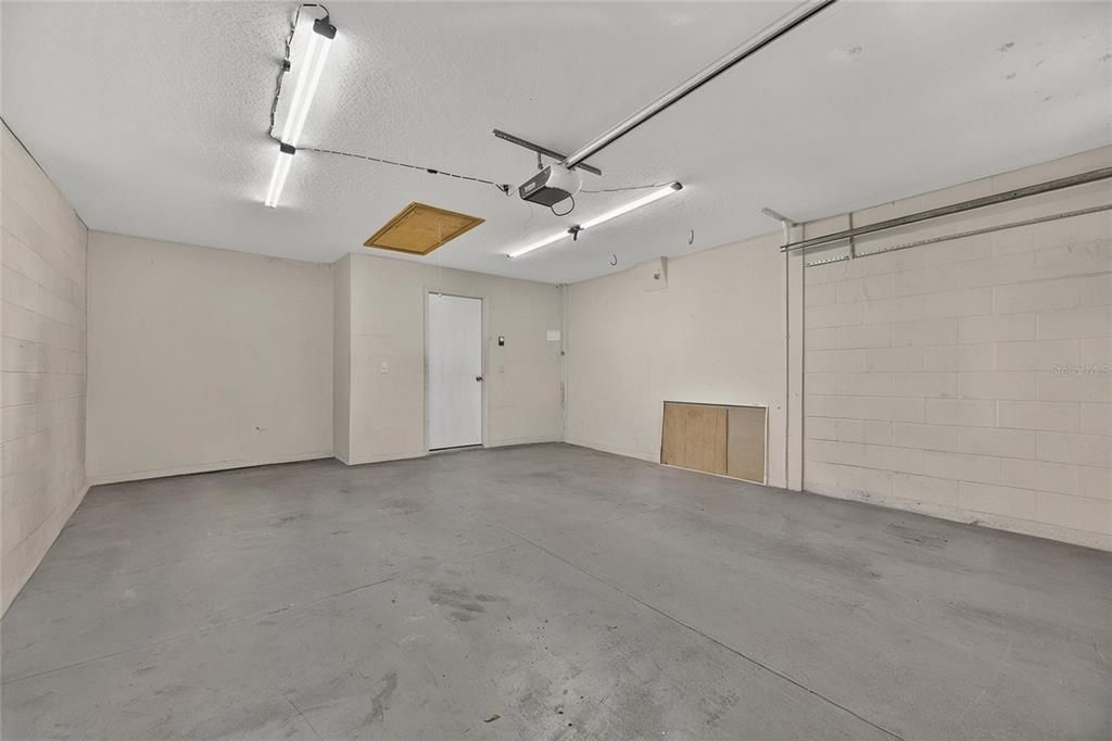 En Venta: $524,999 (4 camas, 2 baños, 1973 Pies cuadrados)