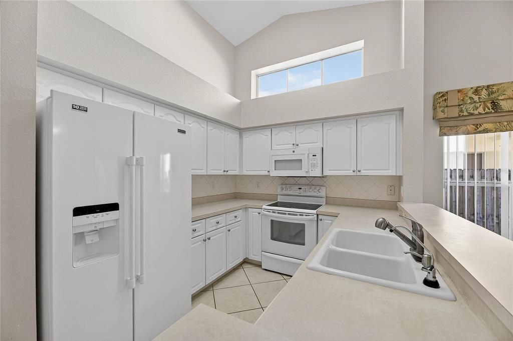 En Venta: $524,999 (4 camas, 2 baños, 1973 Pies cuadrados)