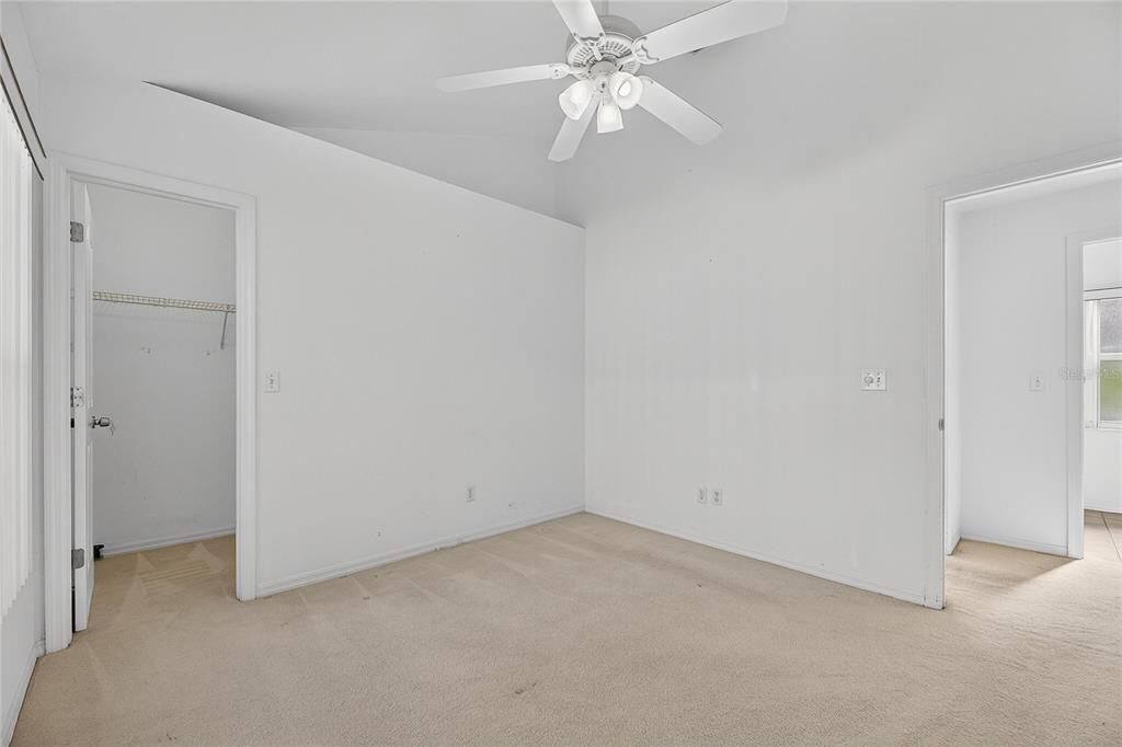 En Venta: $524,999 (4 camas, 2 baños, 1973 Pies cuadrados)