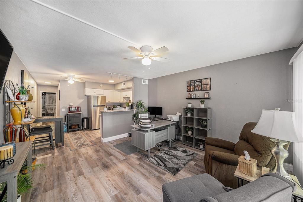 En Venta: $115,000 (1 camas, 1 baños, 652 Pies cuadrados)