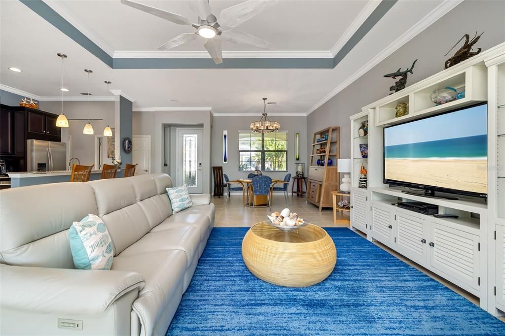 For Sale: $469,900 (3 beds, 2 baths, 1607 Square Feet)