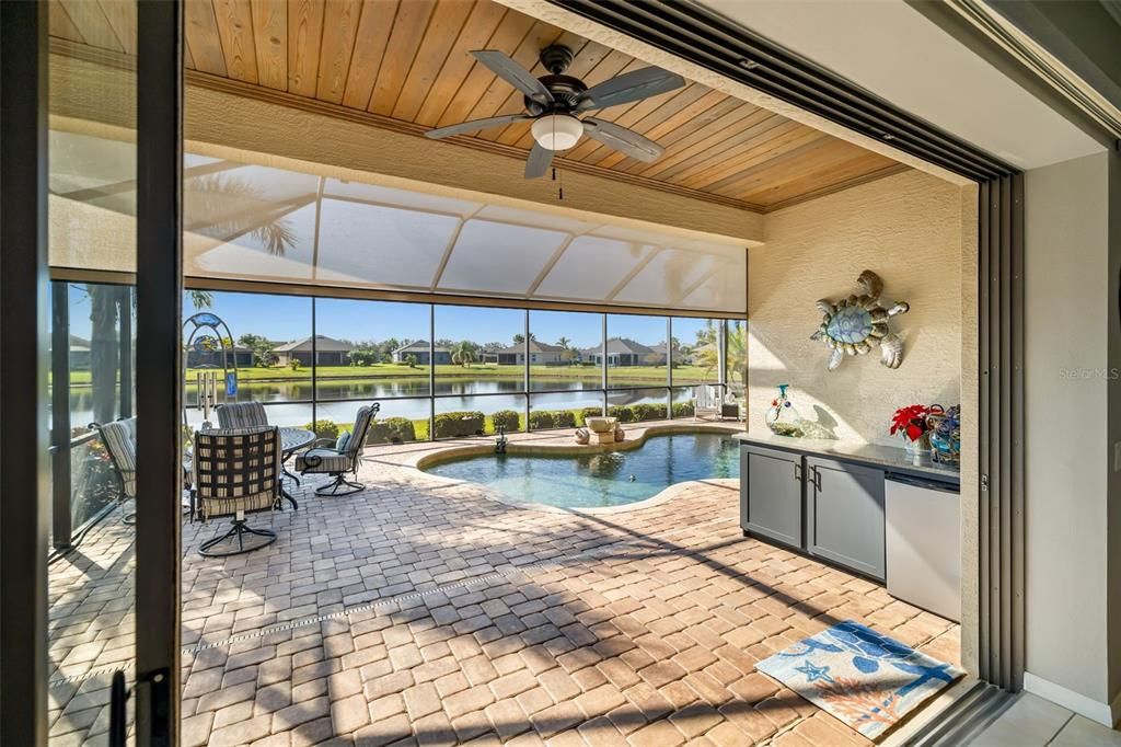 For Sale: $469,900 (3 beds, 2 baths, 1607 Square Feet)