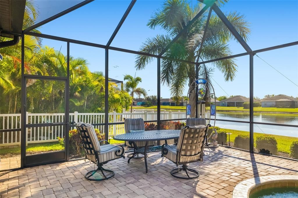 For Sale: $469,900 (3 beds, 2 baths, 1607 Square Feet)