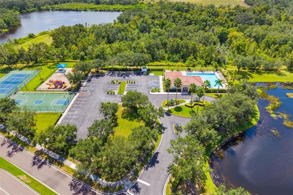 For Sale: $469,900 (3 beds, 2 baths, 1607 Square Feet)