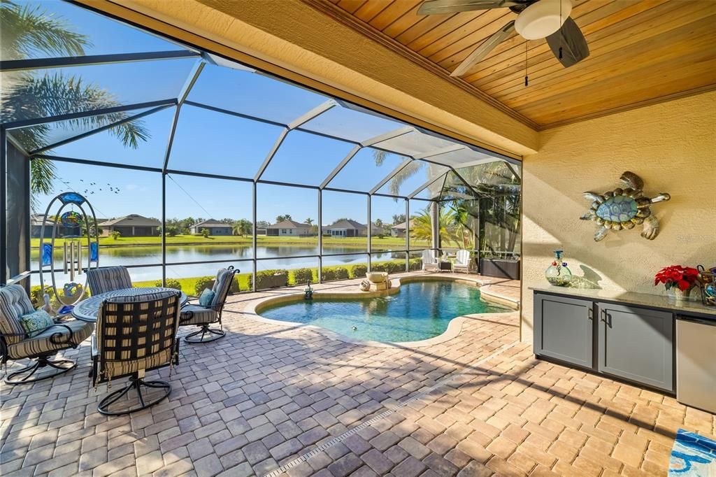 For Sale: $469,900 (3 beds, 2 baths, 1607 Square Feet)