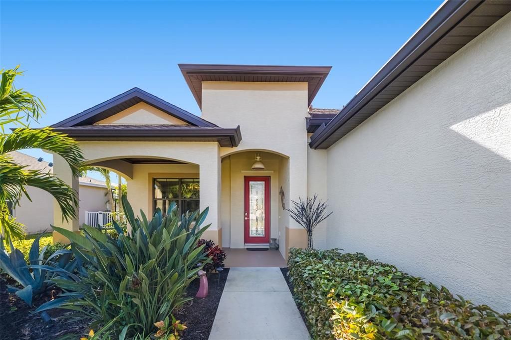 For Sale: $469,900 (3 beds, 2 baths, 1607 Square Feet)