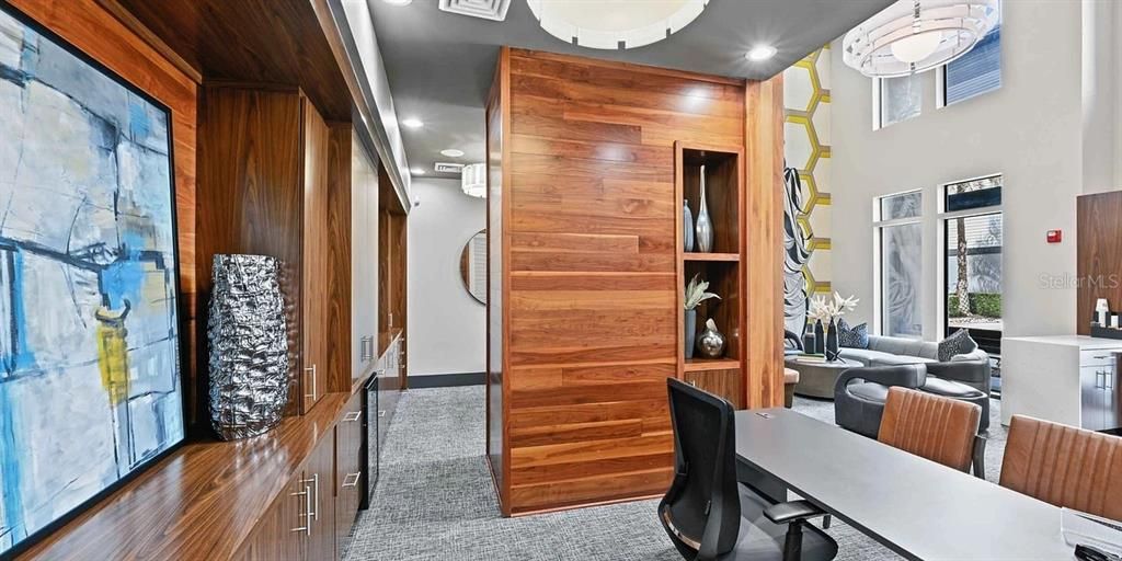 For Rent: $1,950 (2 beds, 2 baths, 953 Square Feet)