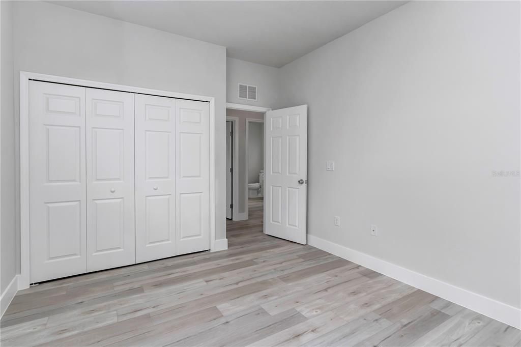 出租: $1,900 (4 贝兹, 2 浴室, 1816 平方英尺)