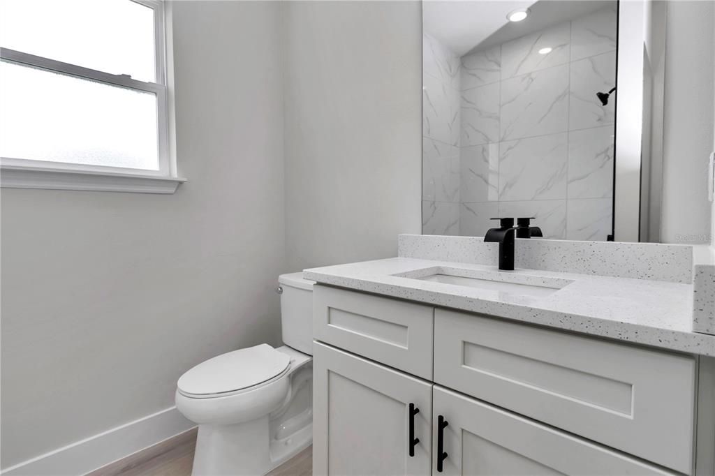 出租: $1,900 (4 贝兹, 2 浴室, 1816 平方英尺)