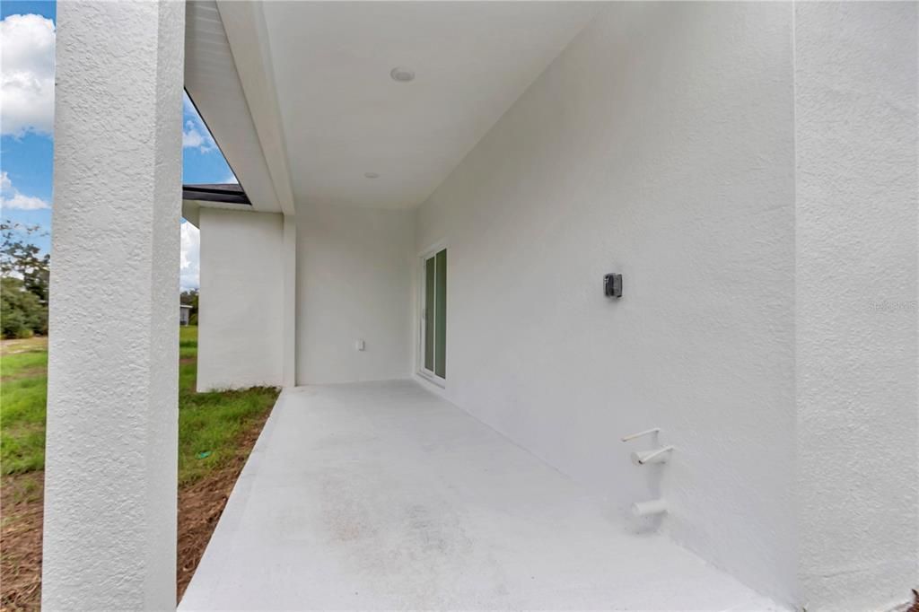 出租: $1,900 (4 贝兹, 2 浴室, 1816 平方英尺)