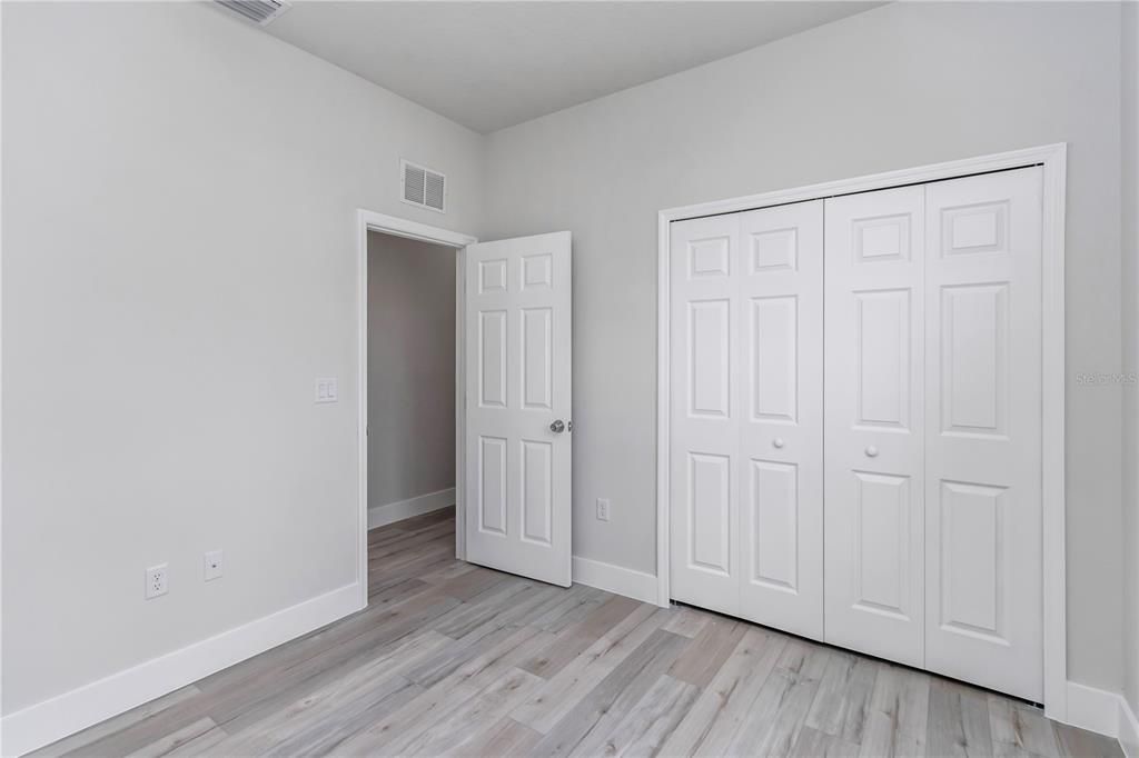 出租: $1,900 (4 贝兹, 2 浴室, 1816 平方英尺)