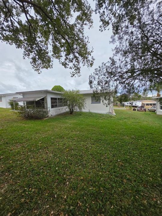 待售: $189,000 (2 贝兹, 2 浴室, 1208 平方英尺)