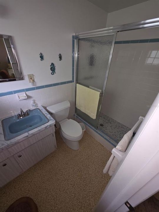 待售: $189,000 (2 贝兹, 2 浴室, 1208 平方英尺)