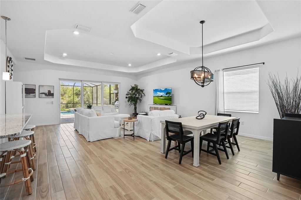 На продажу: $699,000 (4 спален, 3 ванн, 2238 Квадратных фут)