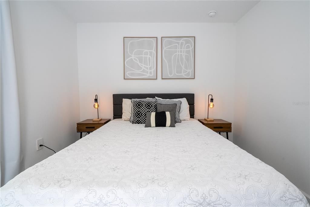 For Sale: $419,900 (4 beds, 2 baths, 2000 Square Feet)