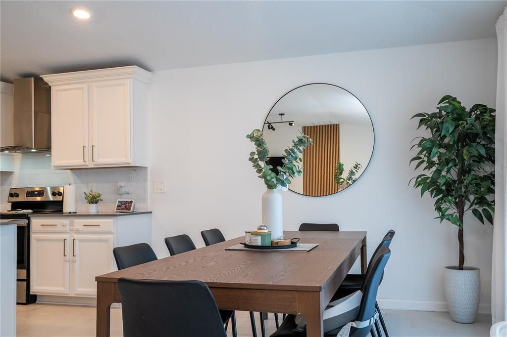 For Sale: $419,900 (4 beds, 2 baths, 2000 Square Feet)