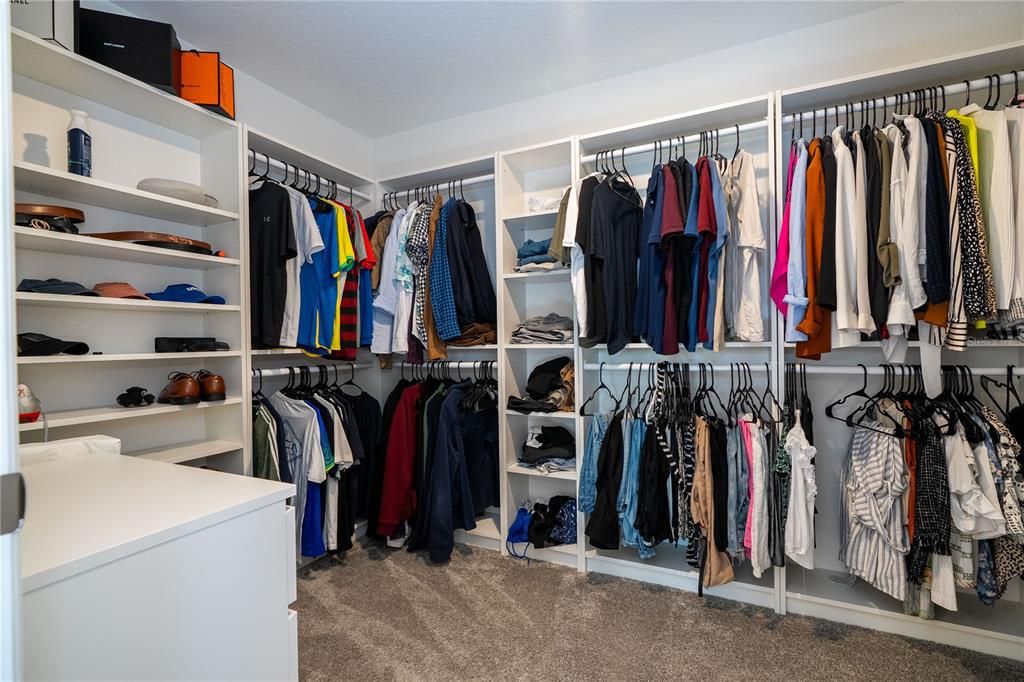 For Sale: $419,900 (4 beds, 2 baths, 2000 Square Feet)