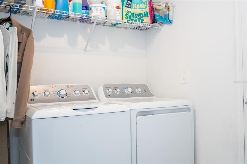 For Sale: $419,900 (4 beds, 2 baths, 2000 Square Feet)