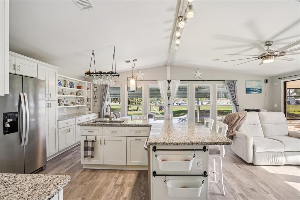 En Venta: $265,000 (2 camas, 2 baños, 1144 Pies cuadrados)