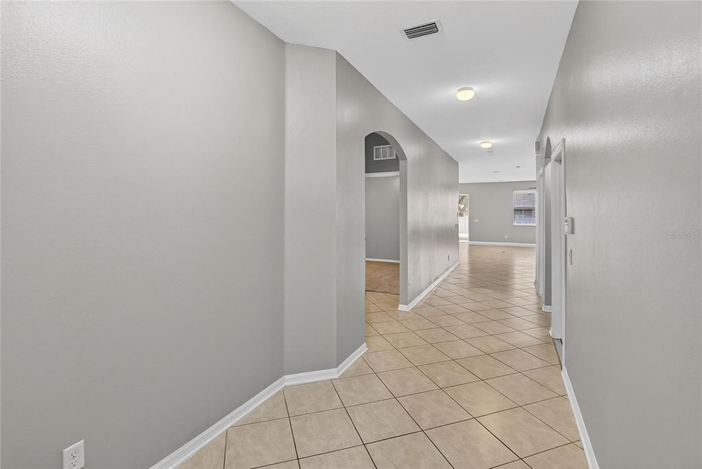 En Venta: $459,900 (4 camas, 3 baños, 2314 Pies cuadrados)