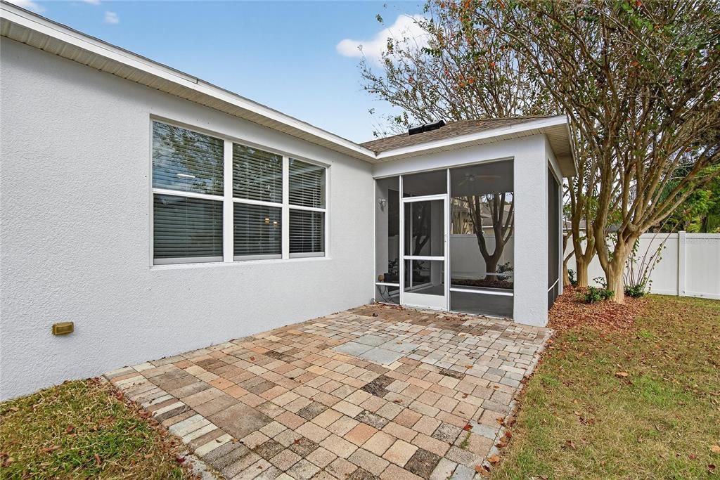 En Venta: $459,900 (4 camas, 3 baños, 2314 Pies cuadrados)