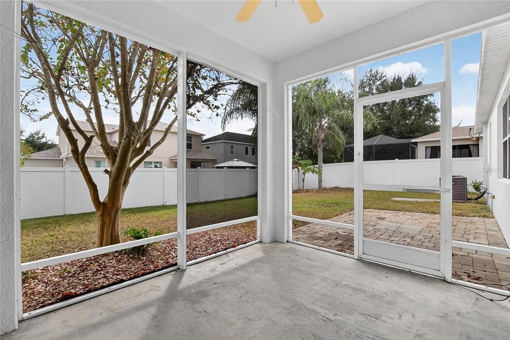 En Venta: $459,900 (4 camas, 3 baños, 2314 Pies cuadrados)