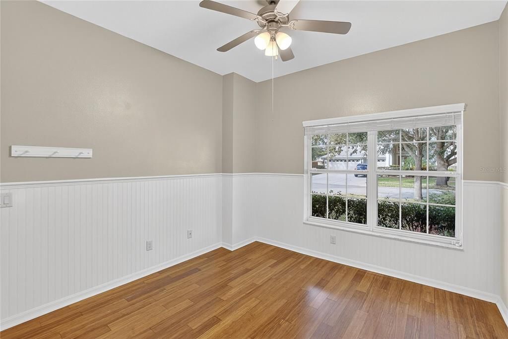 En Venta: $459,900 (4 camas, 3 baños, 2314 Pies cuadrados)