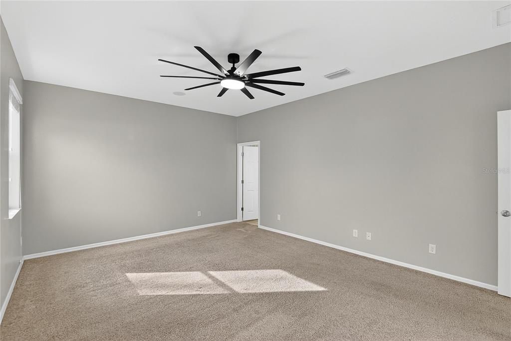 En Venta: $459,900 (4 camas, 3 baños, 2314 Pies cuadrados)