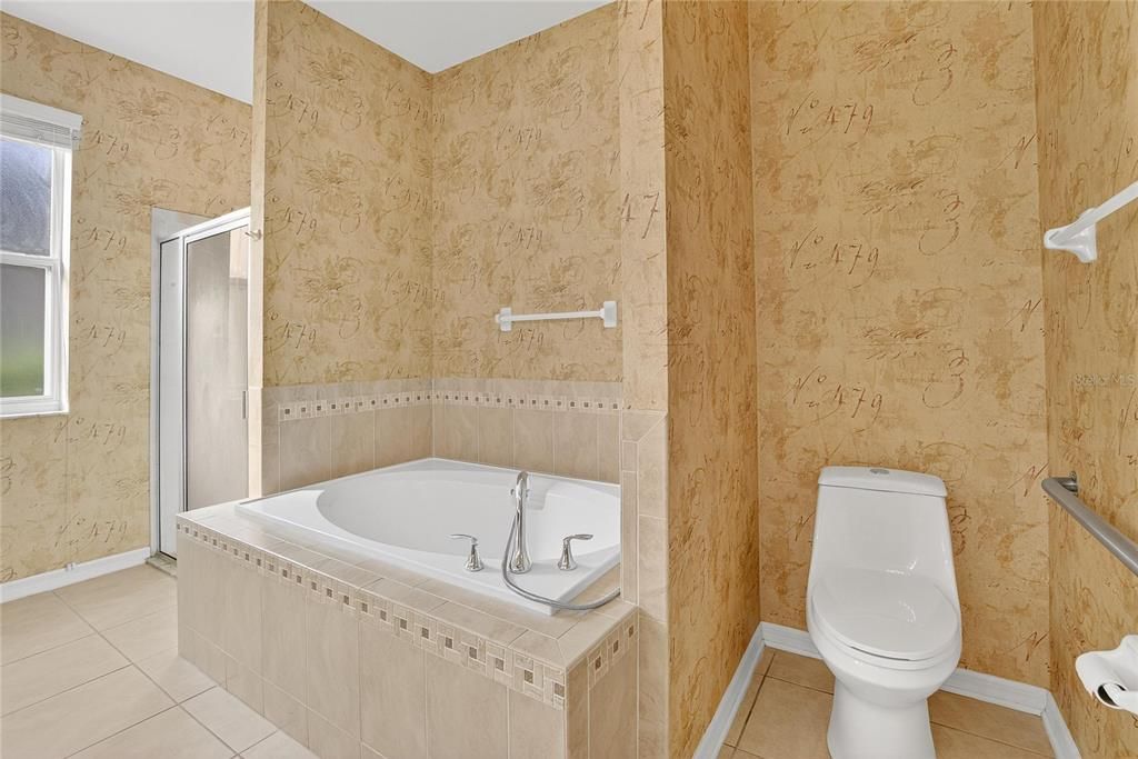 En Venta: $459,900 (4 camas, 3 baños, 2314 Pies cuadrados)