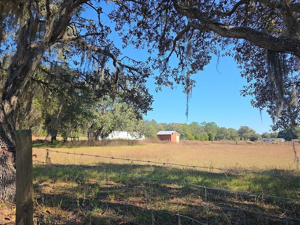 待售: $299,900 (2 贝兹, 1 浴室, 840 平方英尺)