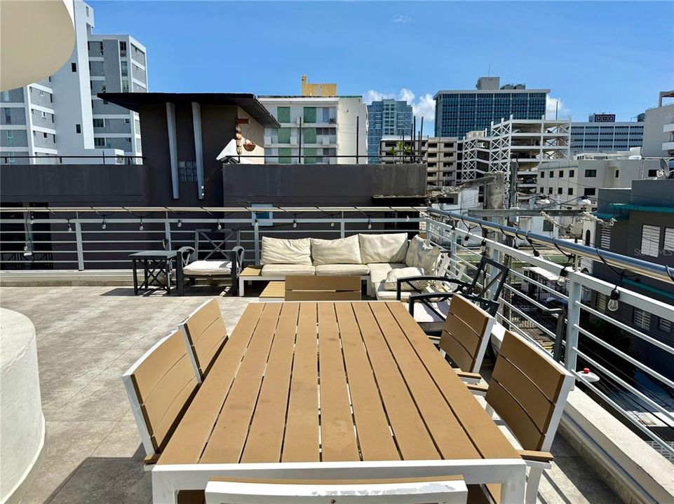 На продажу: $550,000 (3 спален, 3 ванн, 1750 Квадратных фут)