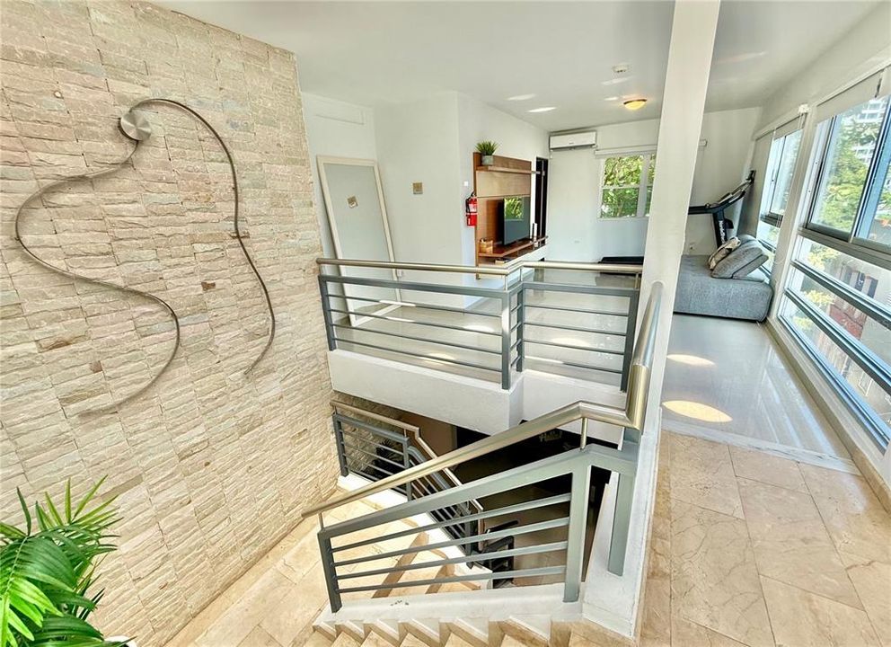 На продажу: $550,000 (3 спален, 3 ванн, 1750 Квадратных фут)