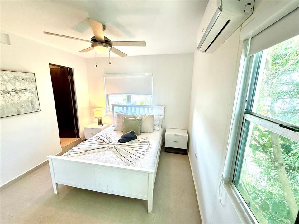 На продажу: $550,000 (3 спален, 3 ванн, 1750 Квадратных фут)