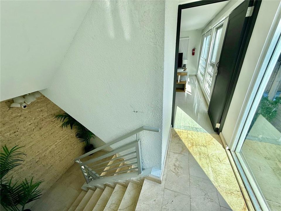 На продажу: $550,000 (3 спален, 3 ванн, 1750 Квадратных фут)