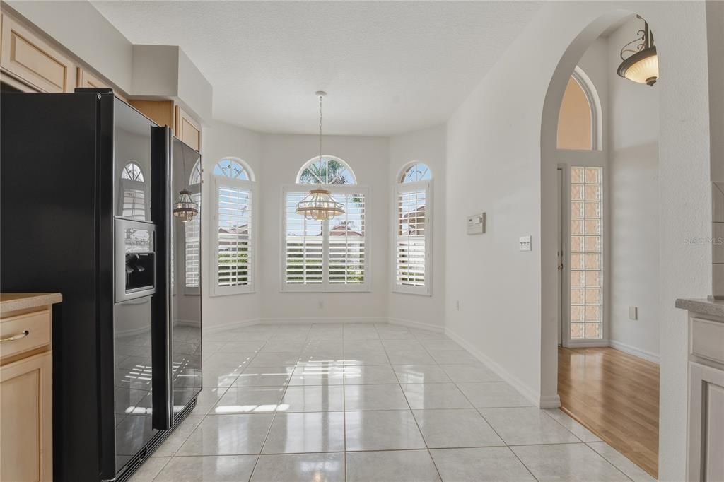 For Sale: $495,900 (3 beds, 2 baths, 1948 Square Feet)