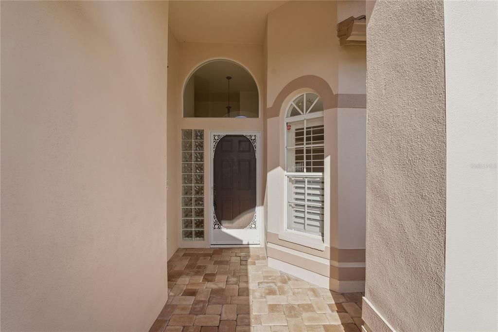 For Sale: $495,900 (3 beds, 2 baths, 1948 Square Feet)