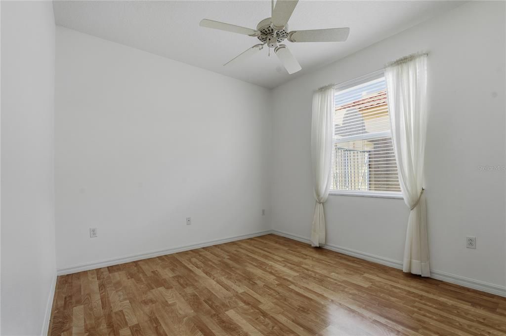 For Sale: $495,900 (3 beds, 2 baths, 1948 Square Feet)