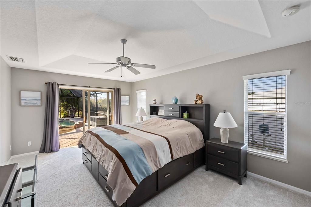 For Sale: $550,000 (3 beds, 3 baths, 2234 Square Feet)