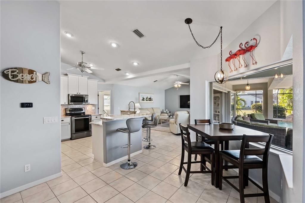 For Sale: $550,000 (3 beds, 3 baths, 2234 Square Feet)