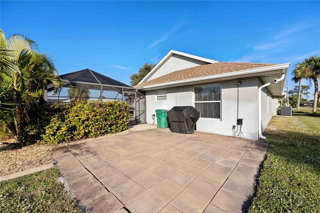 For Sale: $550,000 (3 beds, 3 baths, 2234 Square Feet)