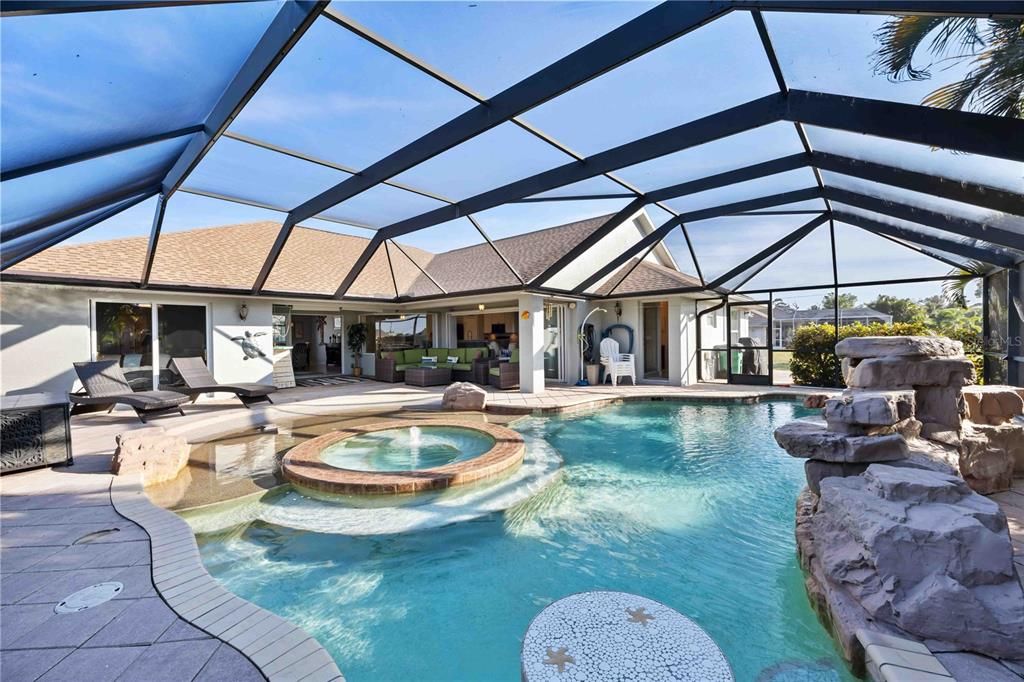 For Sale: $550,000 (3 beds, 3 baths, 2234 Square Feet)