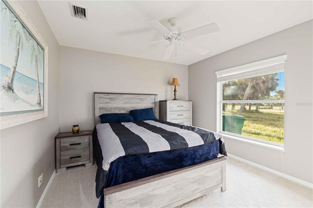 For Sale: $550,000 (3 beds, 3 baths, 2234 Square Feet)