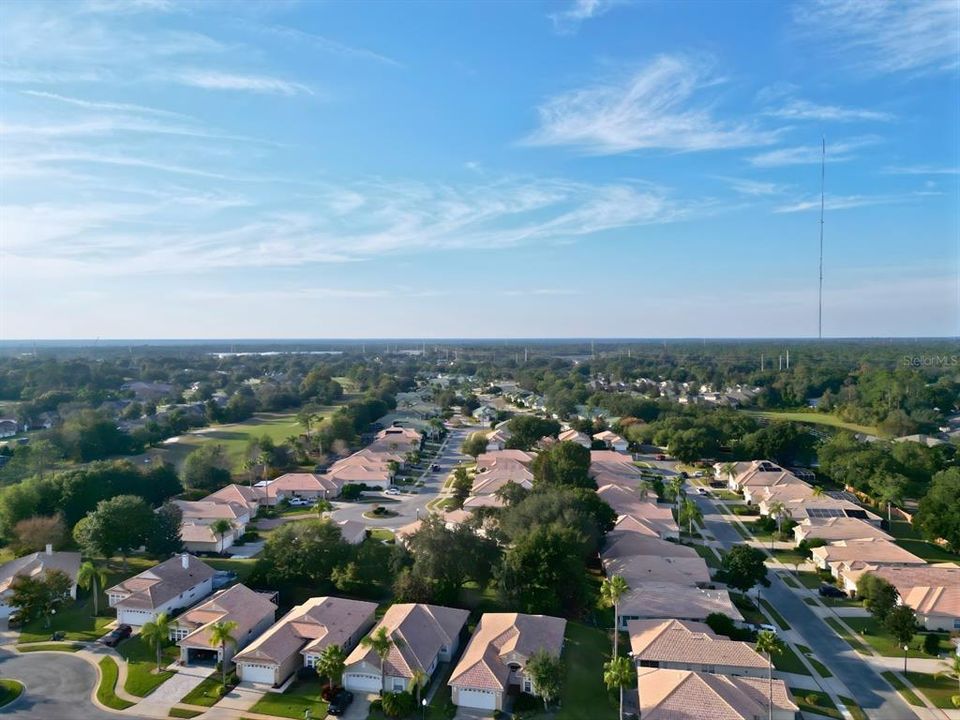 For Sale: $389,000 (3 beds, 2 baths, 1652 Square Feet)