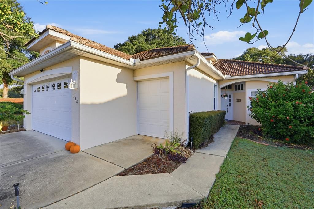 For Sale: $389,000 (3 beds, 2 baths, 1652 Square Feet)