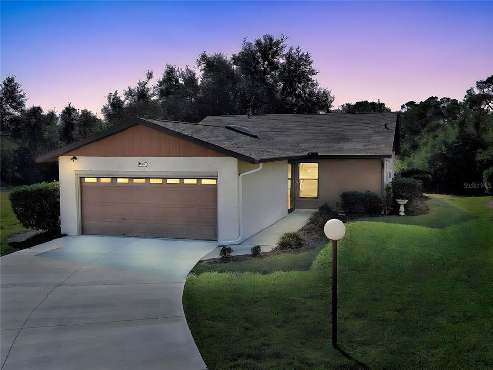 На продажу: $260,000 (2 спален, 2 ванн, 1072 Квадратных фут)